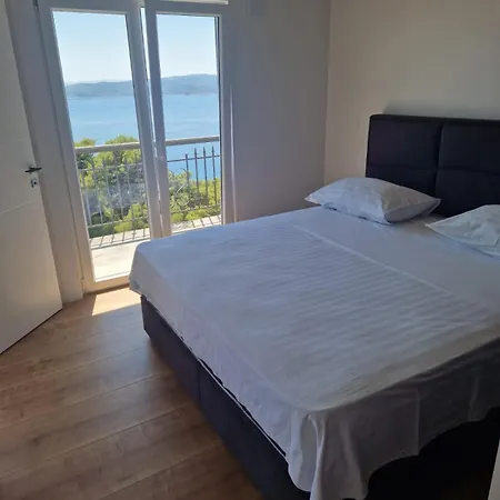 Apartament Six Brela